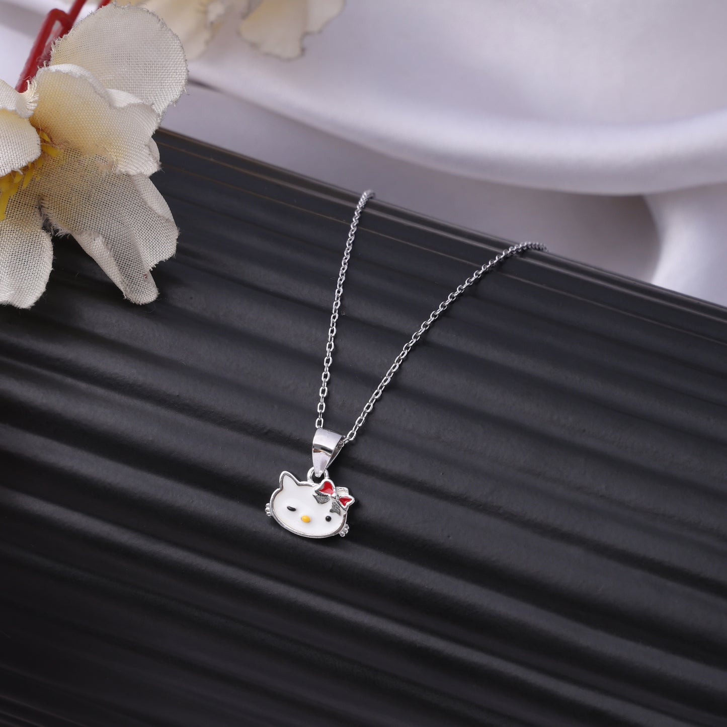 Hello Kitty Charm – 925 Sterling Silver Necklace & Earrings Set