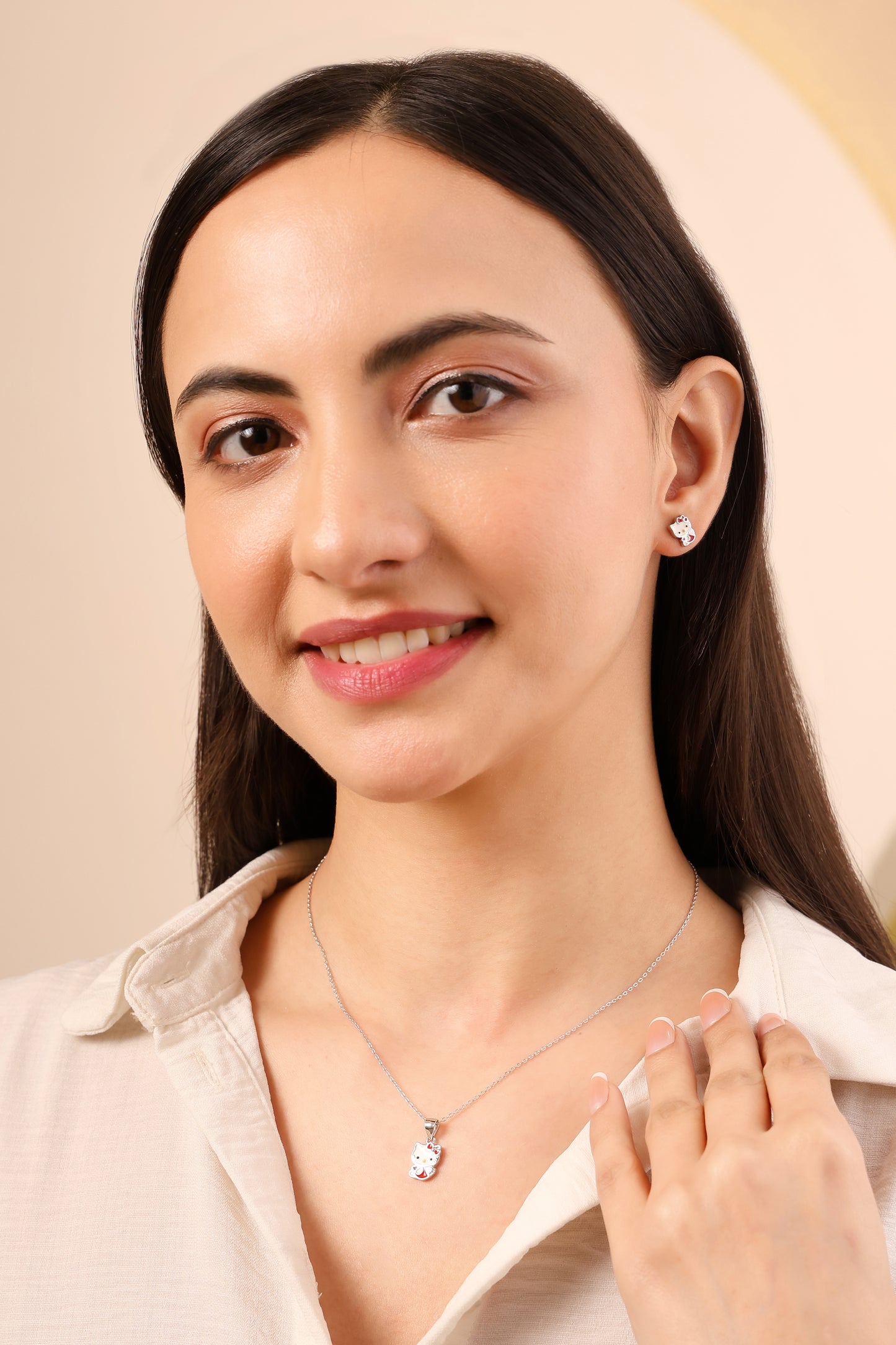 Lucky Cat Charm Pendant Necklace in 925 Sterling Silver