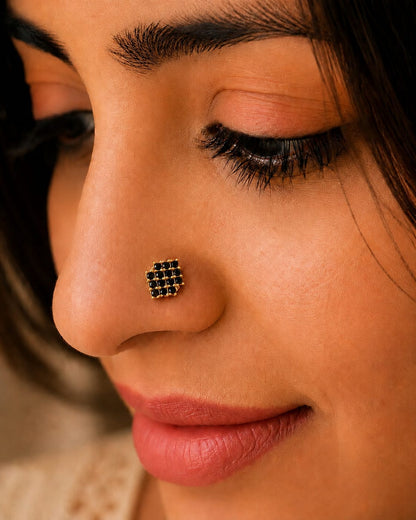 Midnight Grid 925 Silver Nose Pin