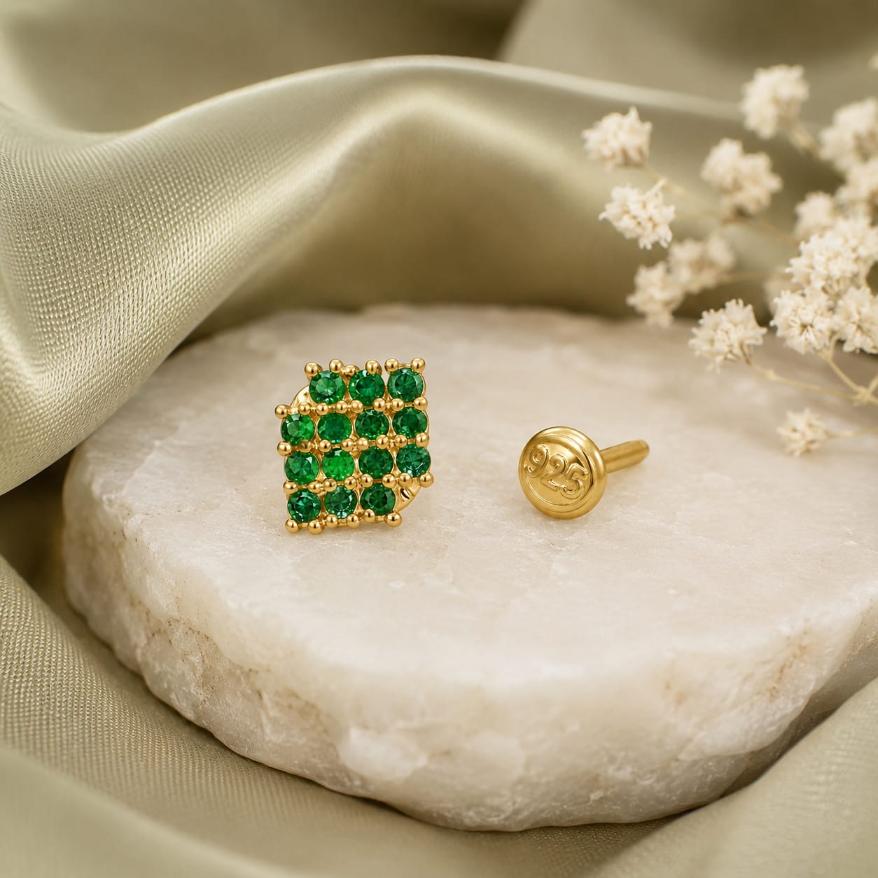 Emerald Grid 925 Silver Nose Pin