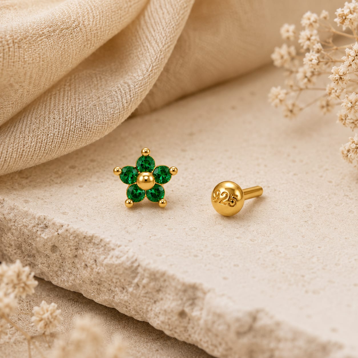 Emerald Blossom 925 Silver Nose Pin