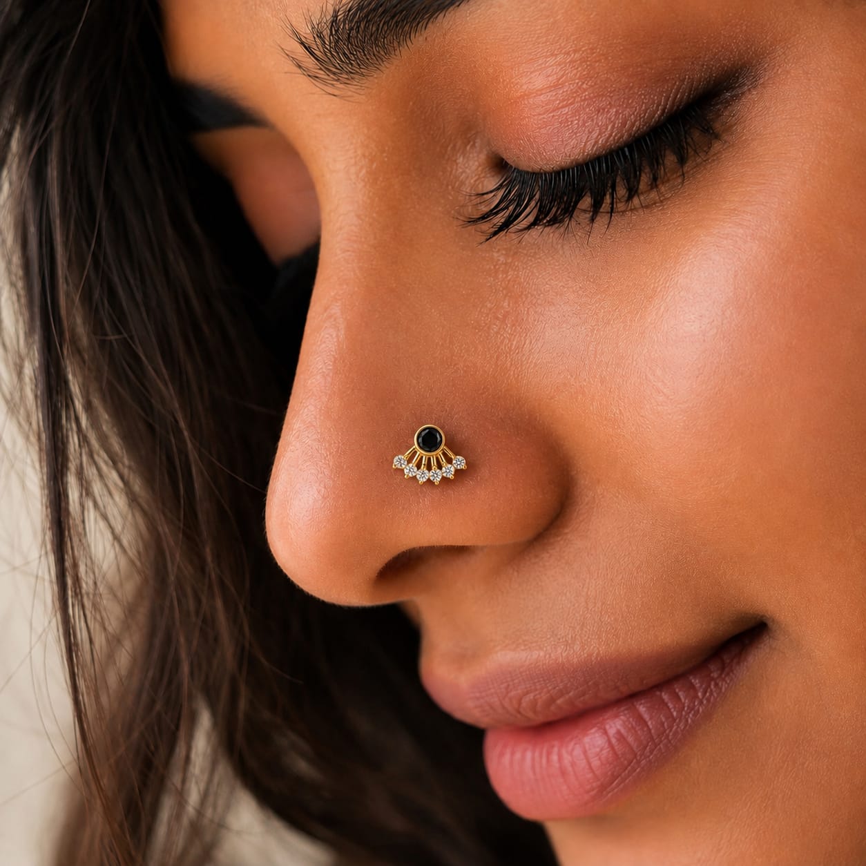 Onyx Radiance 925 Silver Nose Pin