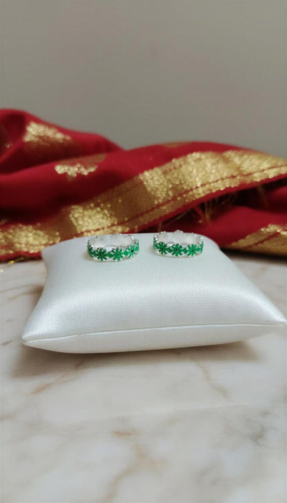 Emerald Bloom 925 Silver Toe Rings (Pair)