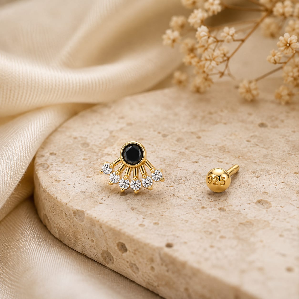 Onyx Radiance 925 Silver Nose Pin